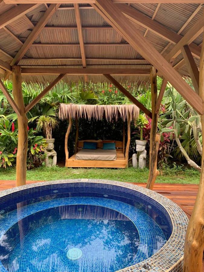 カウイータ Casa Mambo Bed & Breakfast エクステリア 写真